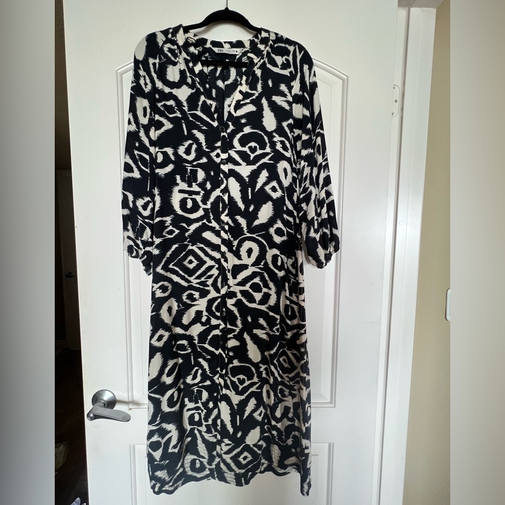 Zara Blue and White Bohemian print Midi Dress